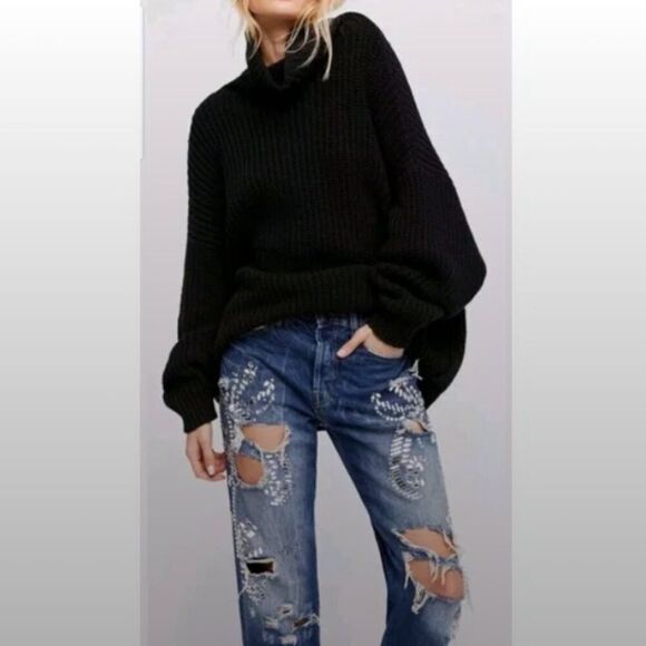Free People Denim - NEW FREE PEOPLE CEM EMBELLISHED BOYFRIEND JEANS 26 NEW NWT